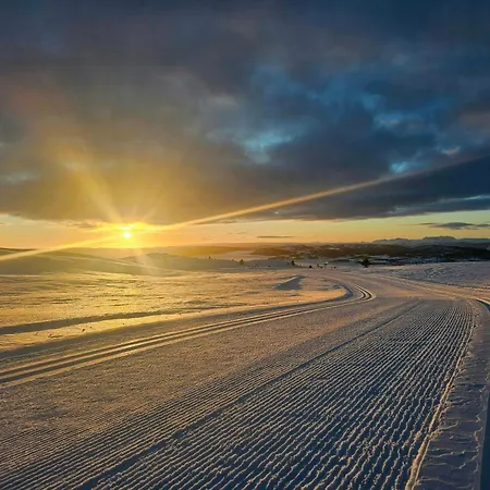 Hojtliggende Med Panoramaudsigt Naer Geilo